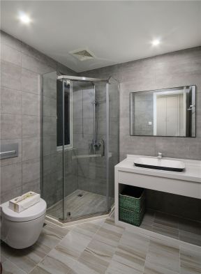现代风格118平米三居室浴室装修效果图案例