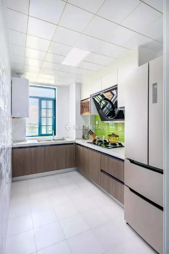 110平米三室一厅现代简约风格厨房装修案例