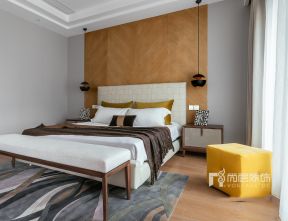 龙园意境现代简约350平别墅卧室床装修案例
