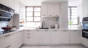 108平米三居室现代美式风格厨房装修设计效果图