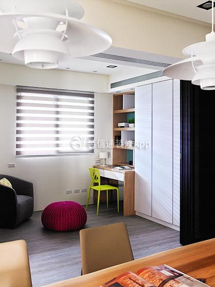 129平米三居室现代风格吊灯修设计效果图