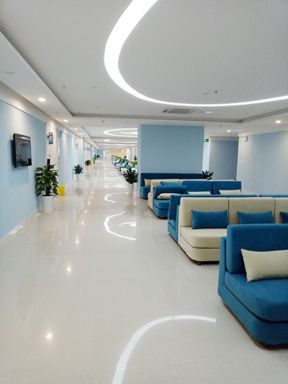 2000平米地中海风格医院走廊吊顶装修设计效果图