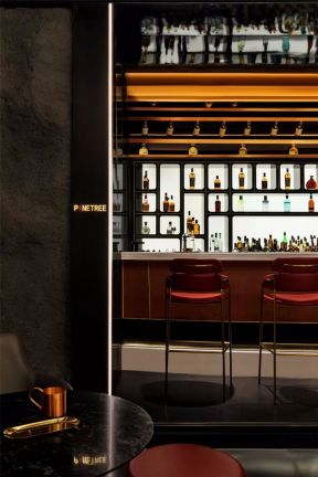酒吧古典风格600平酒柜装修设计图片