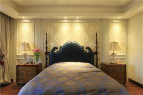 250平米美式风格四居卧室床头台灯图片