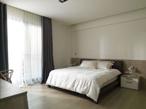 简约现代风格74平米两居室卧室窗帘装修效果图