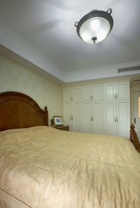 四居130平美式风格卧室装修设计图