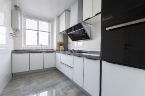 现代风格91平米厨房装修设计效果图大全