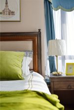 140平现代温馨风格卧室床头台灯装饰图片