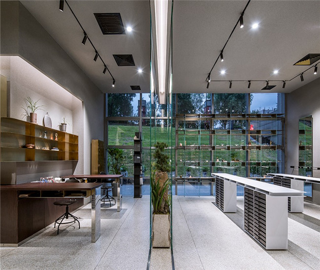 眼镜店装修价格表