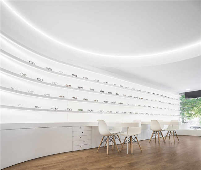 眼镜店装修价格表