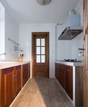 现代风格130平米三居室厨房门装修效果图欣赏