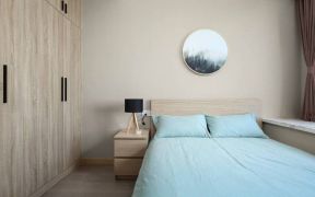 现代简约风格89平米三居室卧室衣柜设计图片