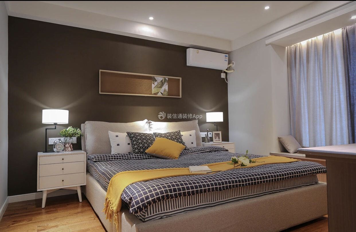 2023现代简约120平米三居室主卧床头设计图片