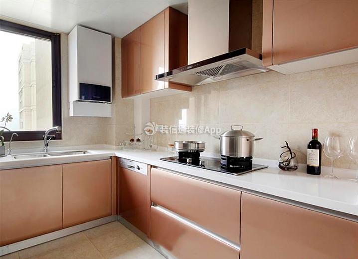 93平小三室现代简约风格厨房橱柜装修设计图