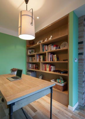 130平米三室两厅混搭书房书桌书架设计图