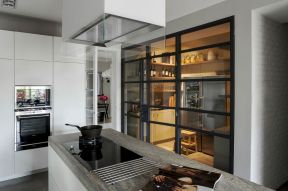 164平北欧风格三居室厨房玻璃推门装修图片
