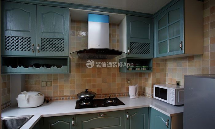 100平米二居室现代风格厨房装修设计效果图案例