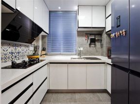 二居86平现代风格厨房装修效果图