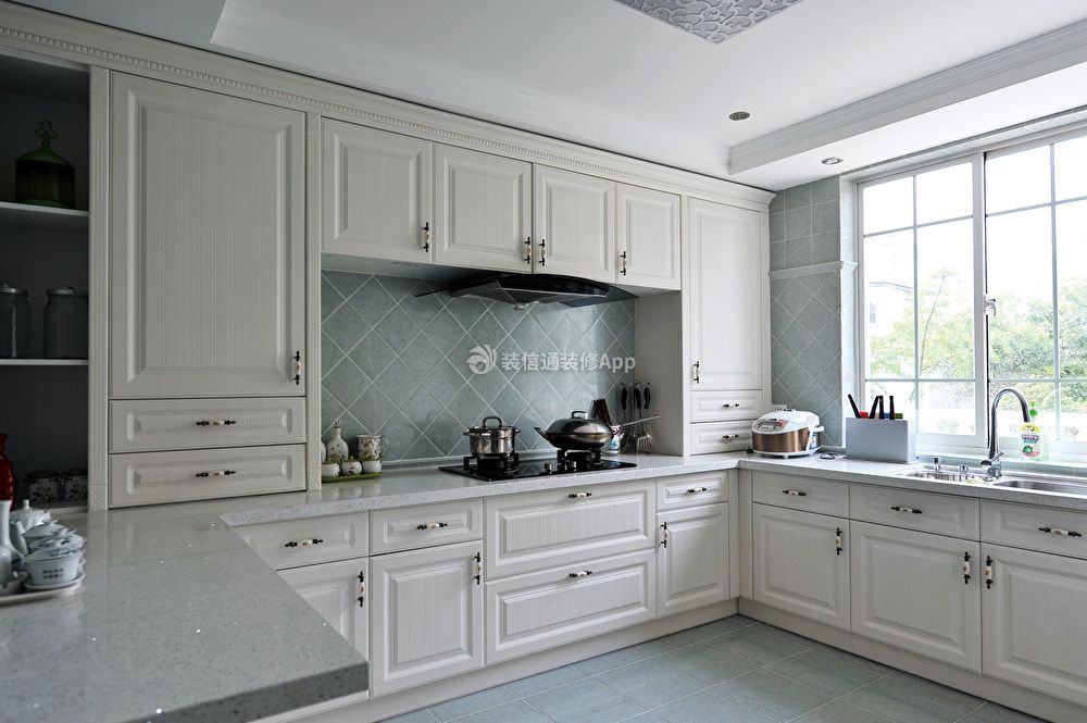 200平米现代风格别墅厨房装修效果图