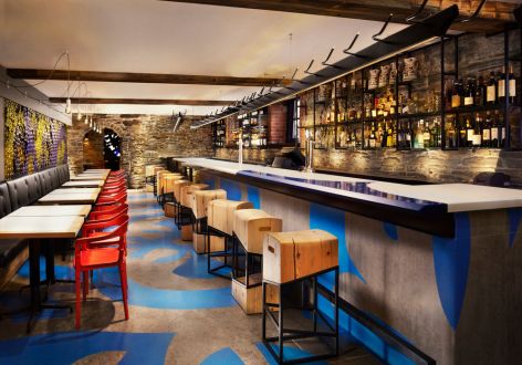 500平米现代风格酒吧装修设计效果图
