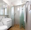 75平米小户型浴室玻璃折叠门装修设计效果图片