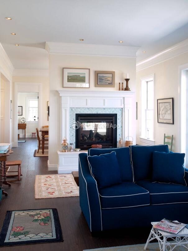 简约欧式风格家庭客厅双人沙发装修设计效果图