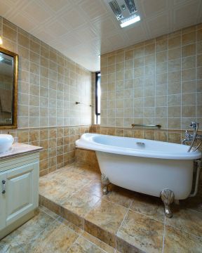 135平米美式风格三居室卫生间浴缸效果图