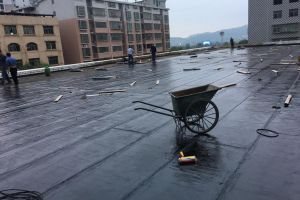 屋顶漏水的补救方法