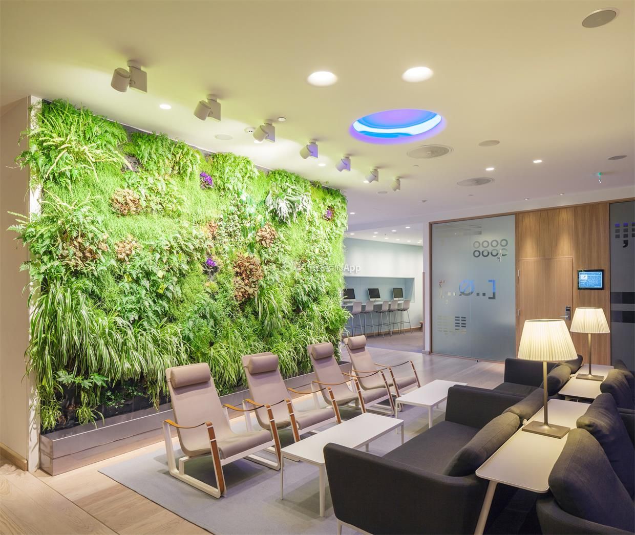 重慶酒店接待區(qū)植物墻裝修設(shè)計(jì)效果圖