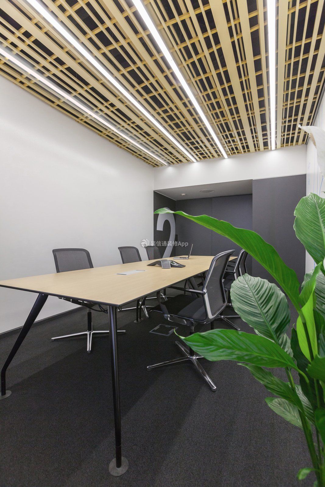 重庆办公室会议室吊顶装修设计图片2023