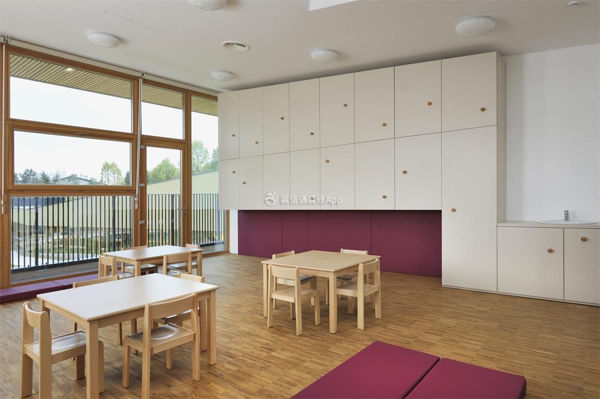 2023成都幼兒園教室背景墻收納柜裝修設(shè)計(jì)圖片 