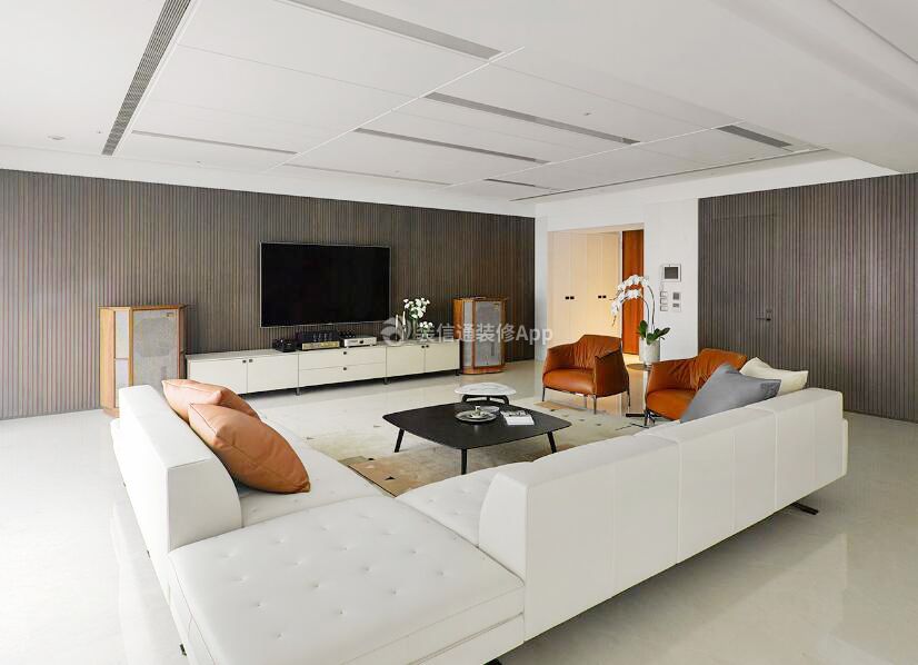 2023成都大户型房屋装修客厅白色沙发图片