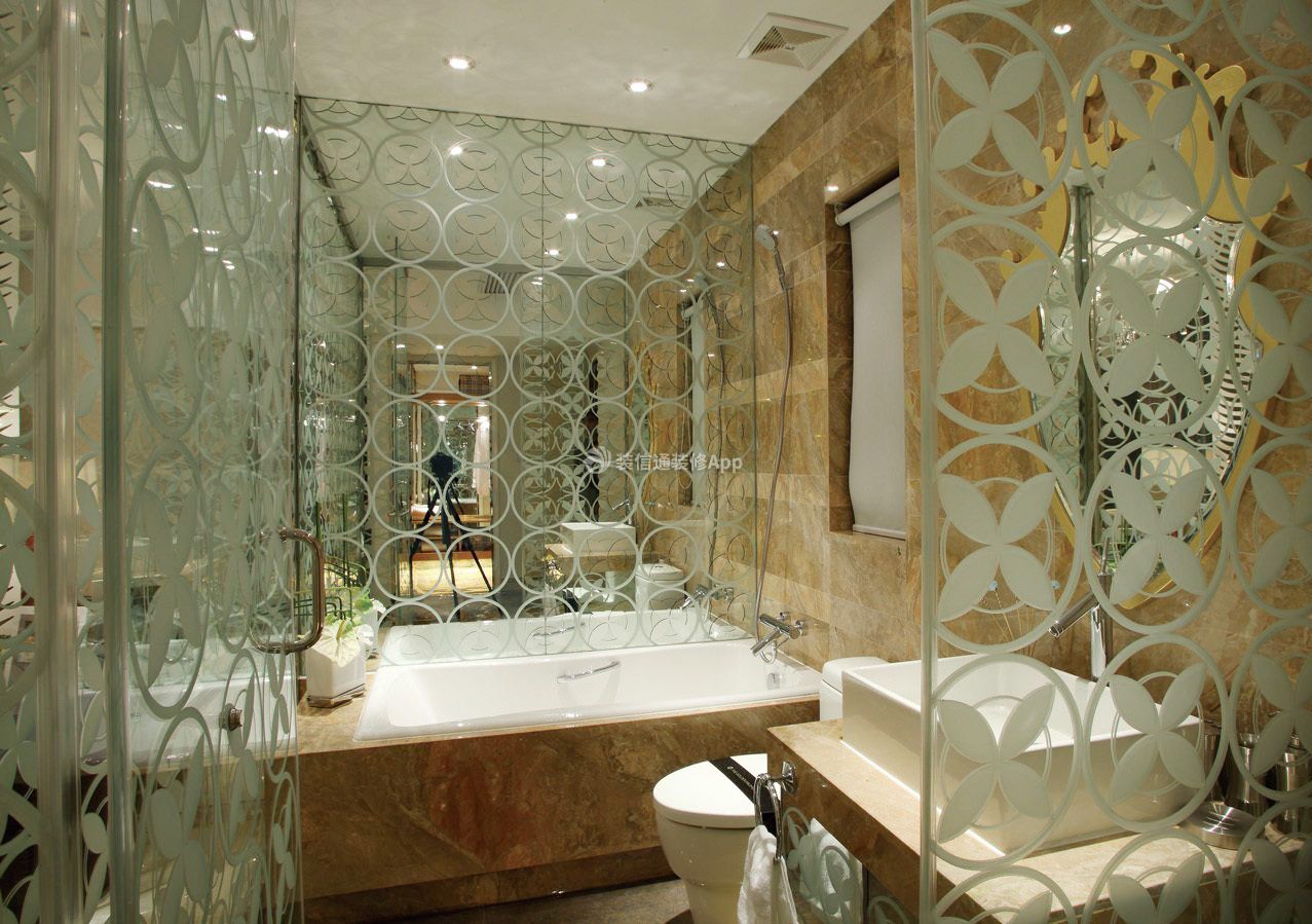 成都欧式风格新房卫生间玻璃墙装修效果图