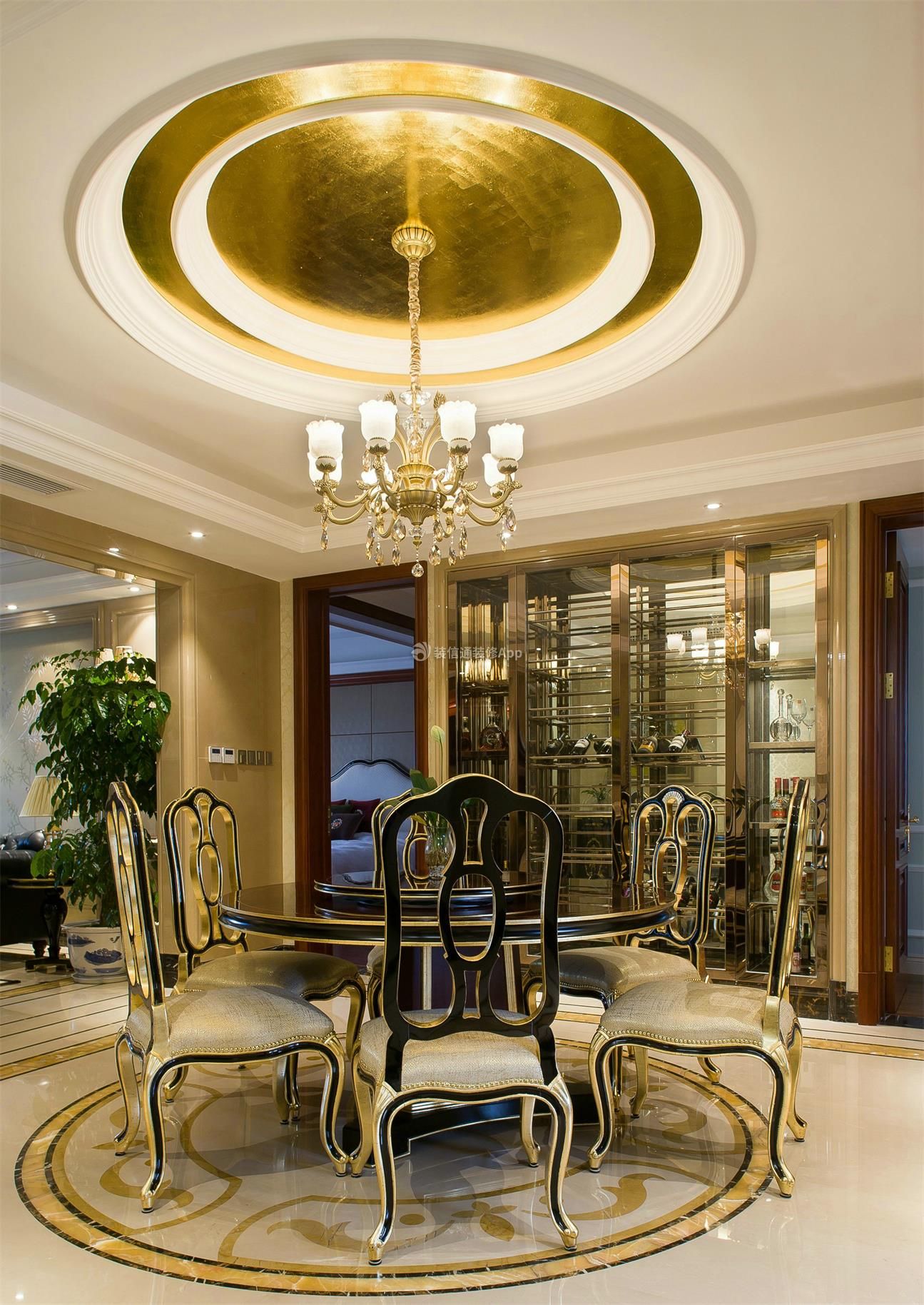 杭州室内装修欧式风格餐厅圆形吊顶设计图片