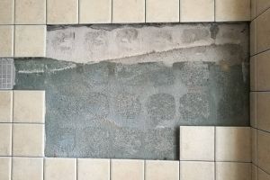 预防瓷砖脱落方法