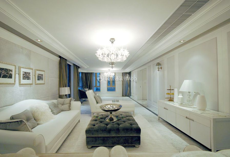 合肥大户型新房客厅白色沙发装修设计图