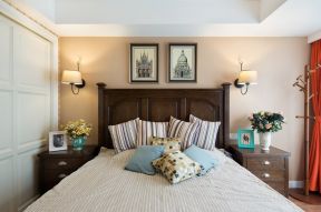 合肥美式风格卧室床头背景墙壁灯装修设计图