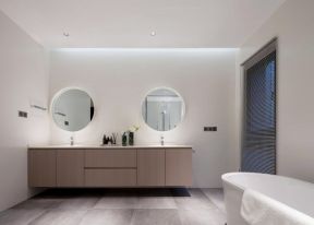 天津现代风格家庭别墅浴室装修设计图2023