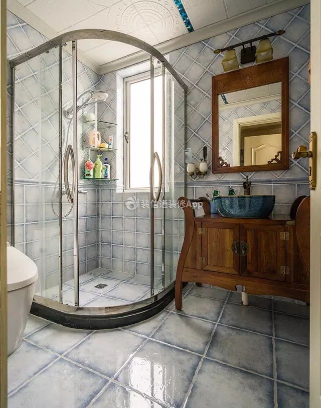 贵阳130平大户型新房卫生间淋浴房装修效果图