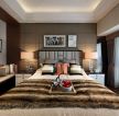 广州现代简约房屋卧室床头装修装饰图片