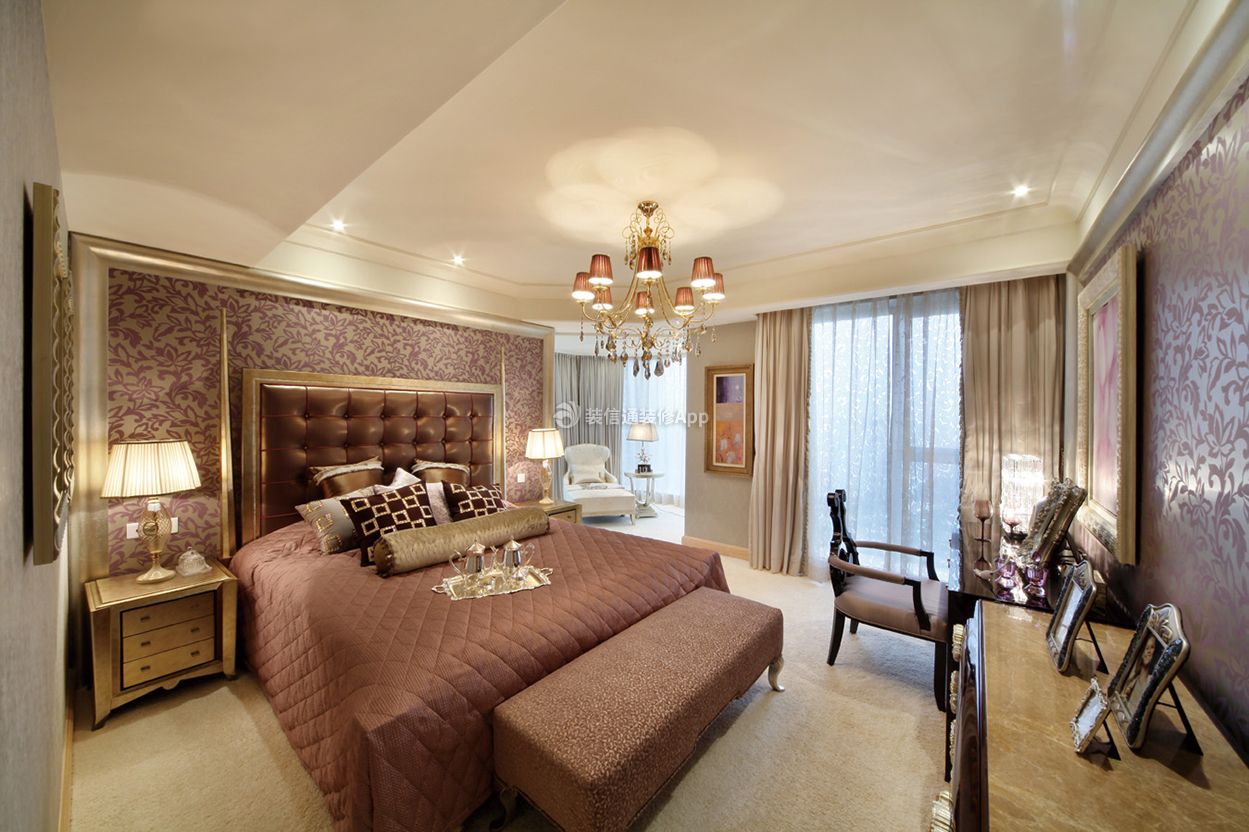 南京欧式卧室床尾凳装修设计图片2023