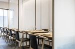 广州茶餐厅装修室内屏风隔断设计效果图