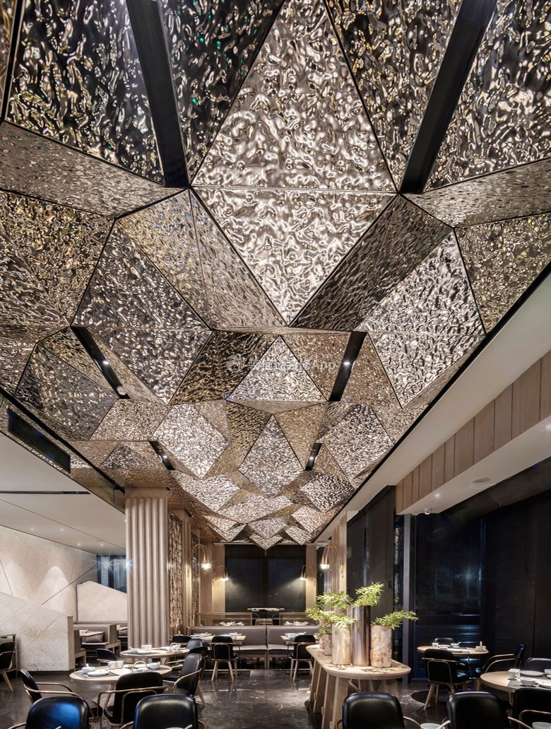 上海中餐厅大堂创意吊顶装修设计图赏析