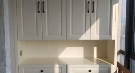 長沙市實木定制廠實木酒柜、實木展示架定制選擇廠家