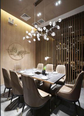 南宁饭店餐厅吊灯装修设计图欣赏2023