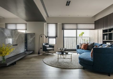 华兴香楠国际135平米现代三居室装修案例