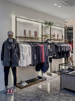 昆明高档男装店面装修图片赏析2020