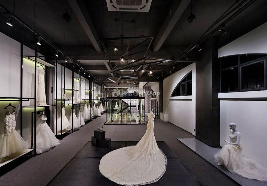 上海现代工业风格婚纱店装修设计图片