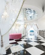 上海欧式婚纱店黑白地砖装修设计图片