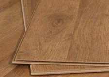 强化复合地板和实木复合地板哪个更耐用？惠州装修设计